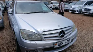 Mercedes-Benz C200 2009 Silver