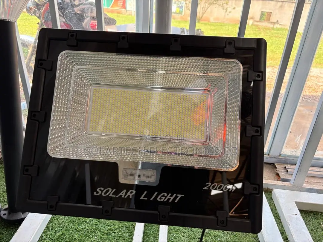 ALLTOP 2000W Energy Saving Solar LED Flood Light Inbuilt Battery