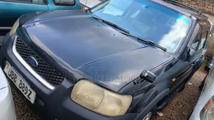Ford Escape 2005 Black