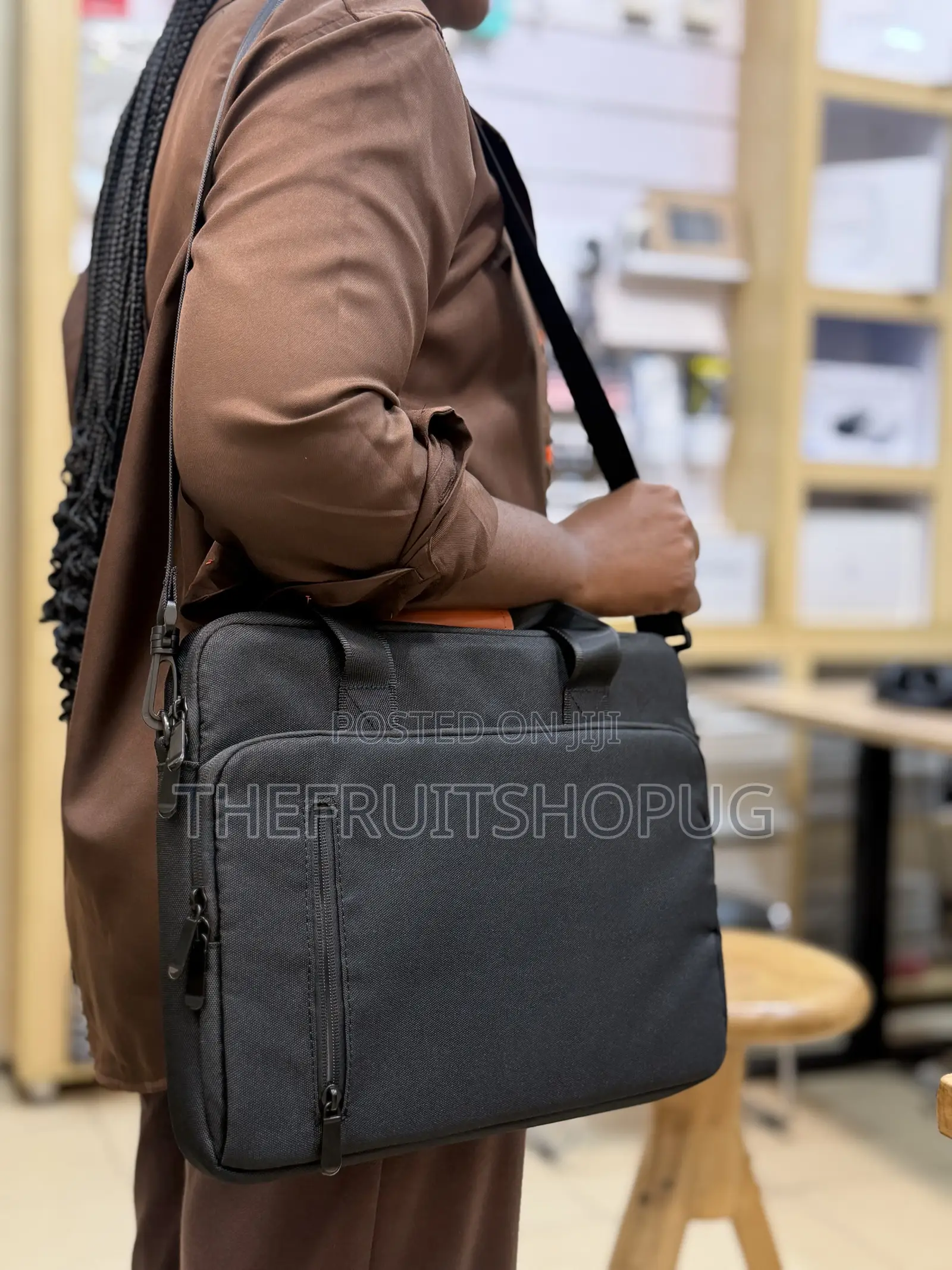 13”–14” MacBook Laptop Shoulder Bag (Multi-Function Carry Case)