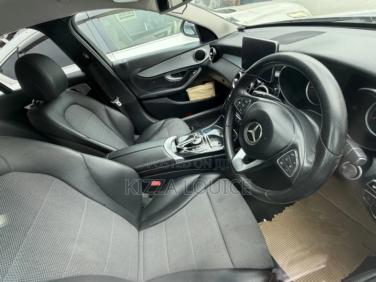 Mercedes-Benz C180 2017 Silver