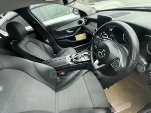 Mercedes-Benz C180 2017 Silver