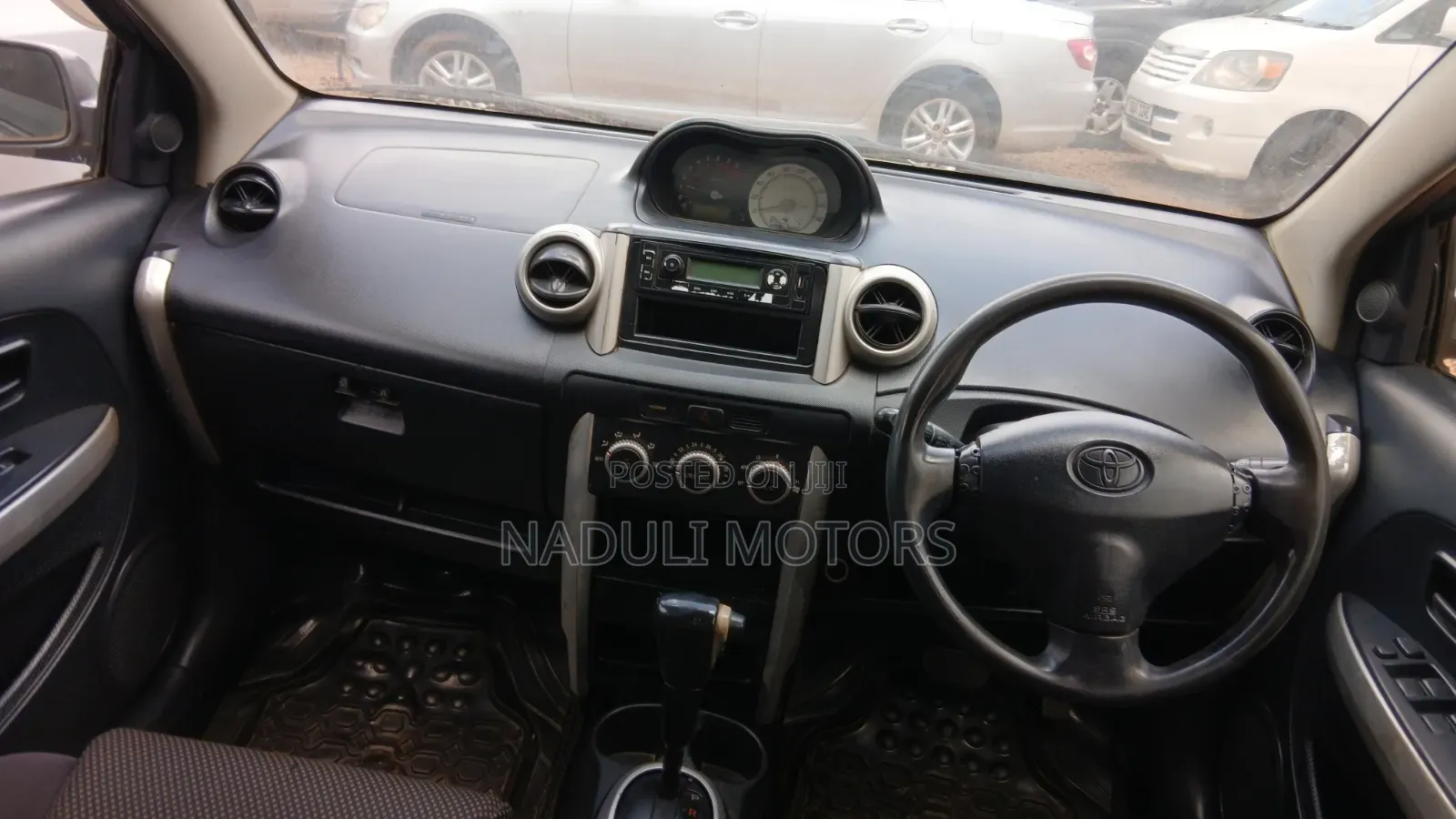 Toyota IST 2008 Gray