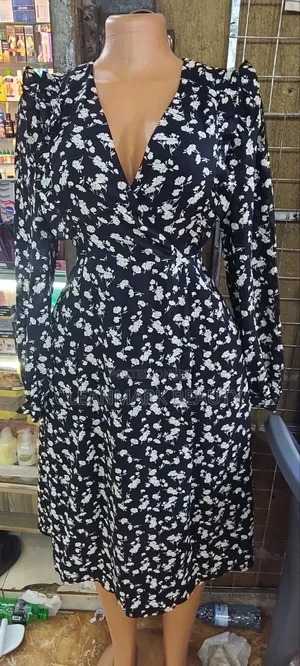 Flowered Dresses Second Hand