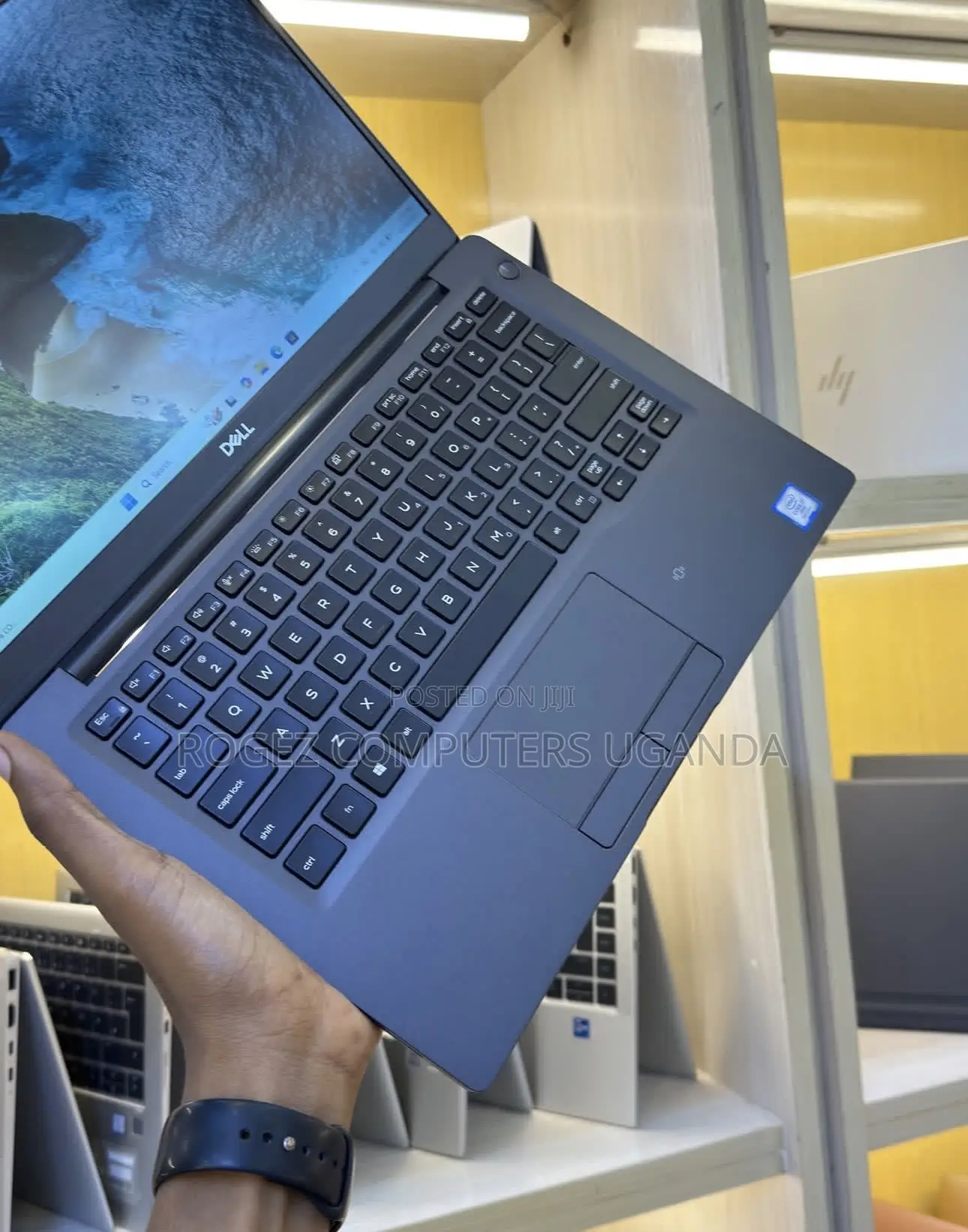 New Laptop Dell Latitude 7400 8GB Intel Core i7 SSD 256GB