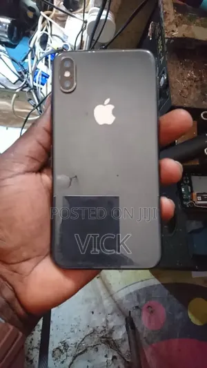 Apple iPhone X 64 GB Black