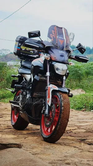 Yamaha 2009 Black