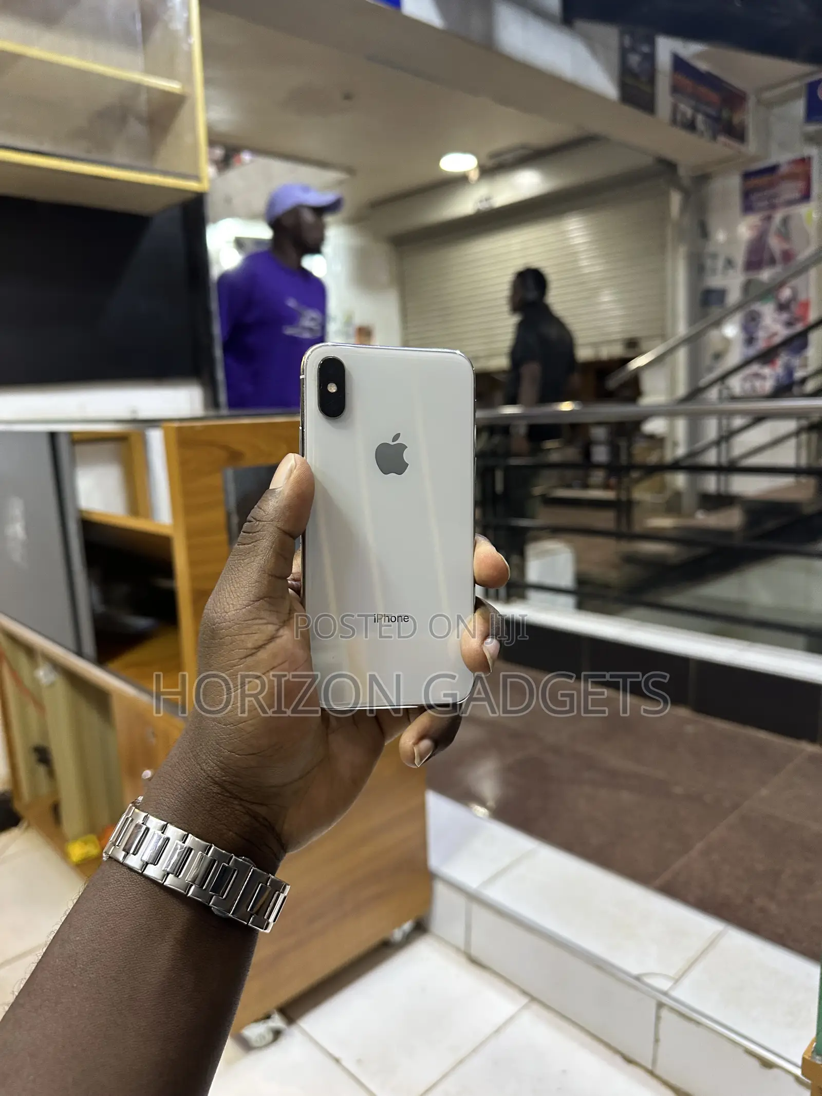 Apple iPhone X 64 GB White