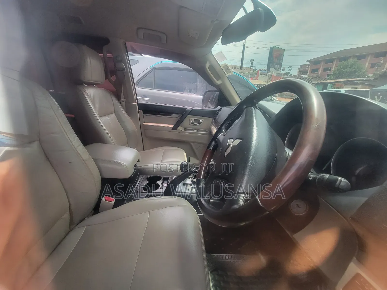 Mitsubishi Pajero 2014 Silver