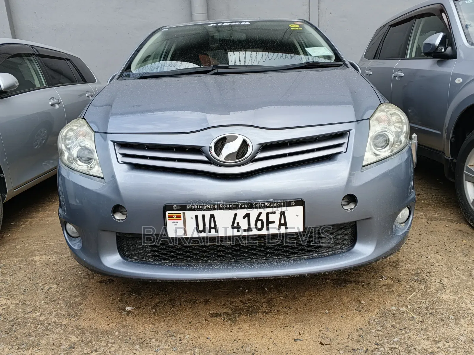 Toyota Auris 2011 Blue