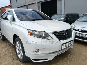 Lexus LX 570 2012 White