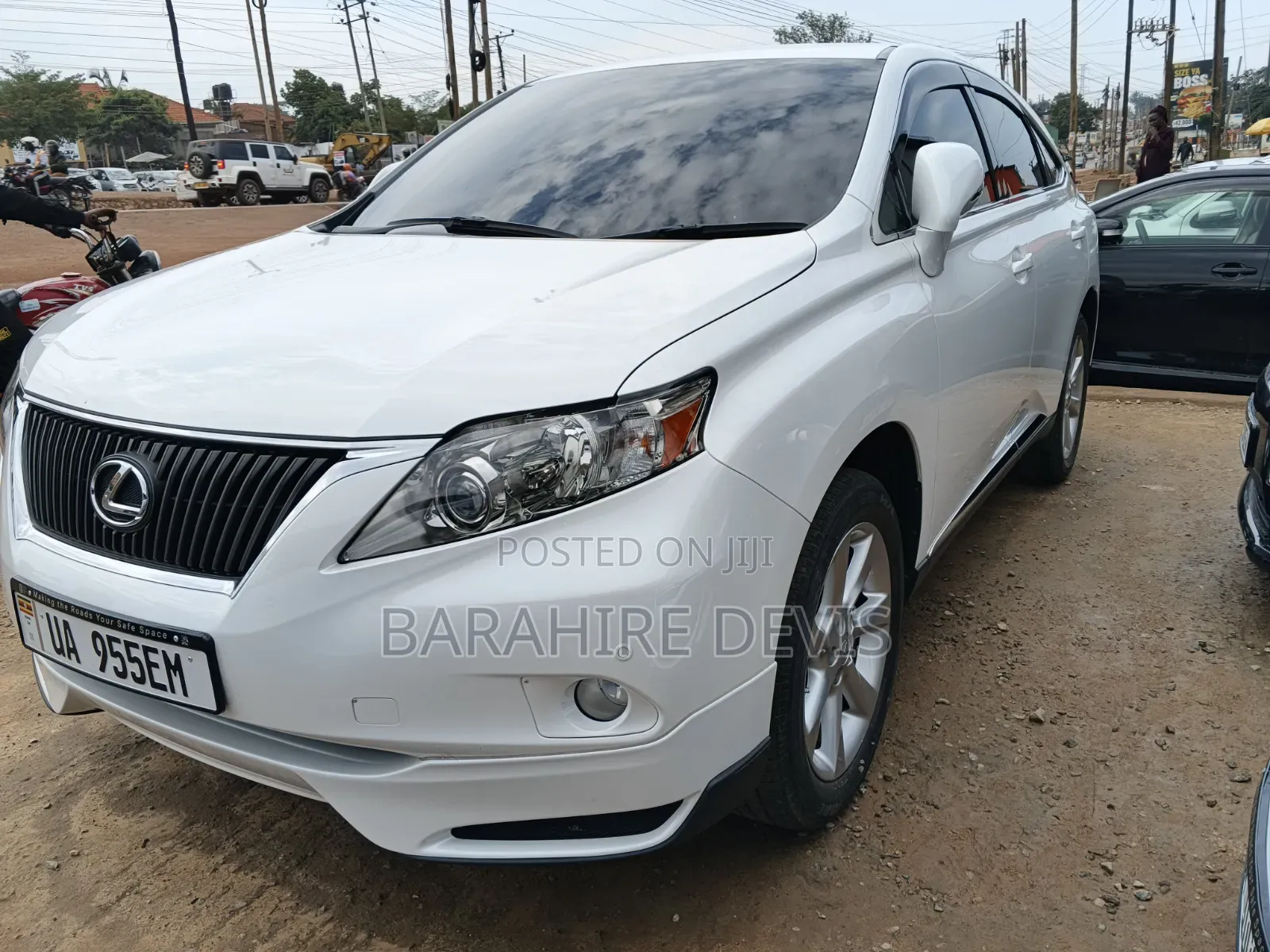 Lexus LX 570 2012 White