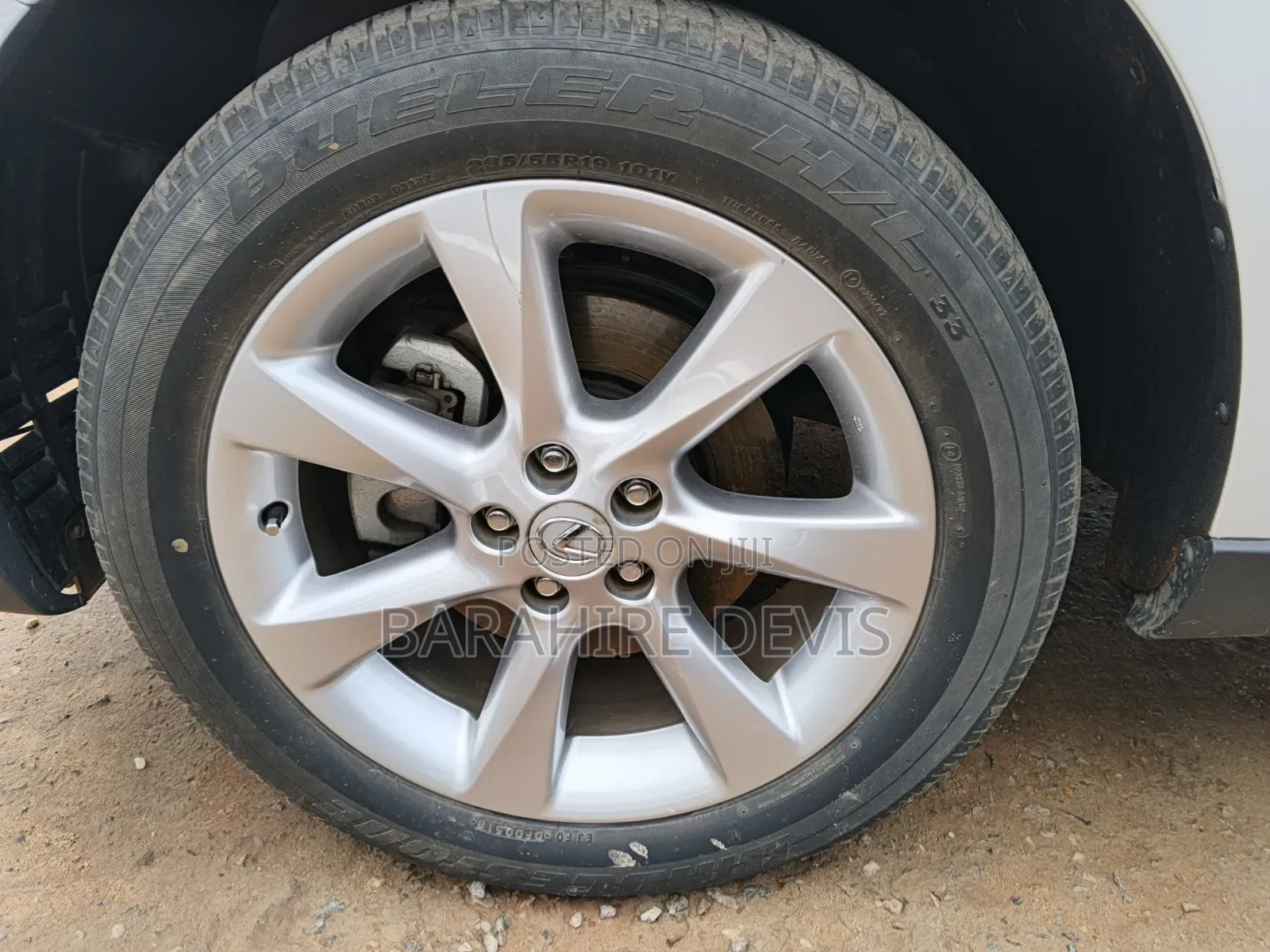 Lexus LX 570 2012 White