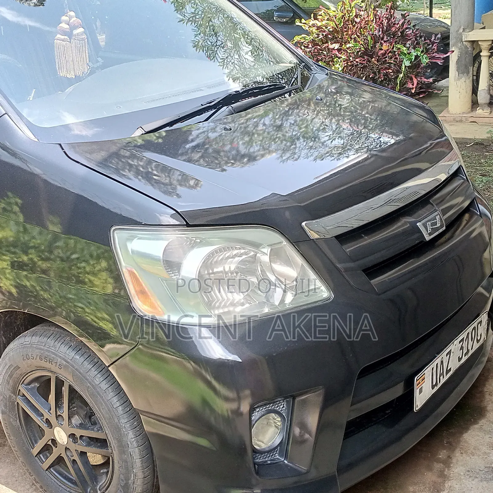 Toyota TownAce 2010 Black