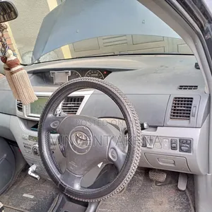 Toyota TownAce 2010 Black