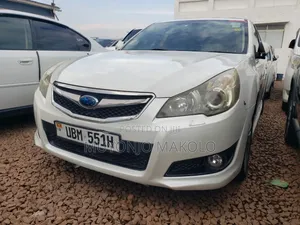 Subaru Legacy 2010 White