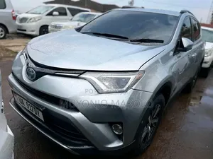 Toyota RAV4 2015 Silver
