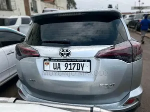 Toyota RAV4 2015 Silver