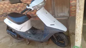 Honda Dio 2000 White