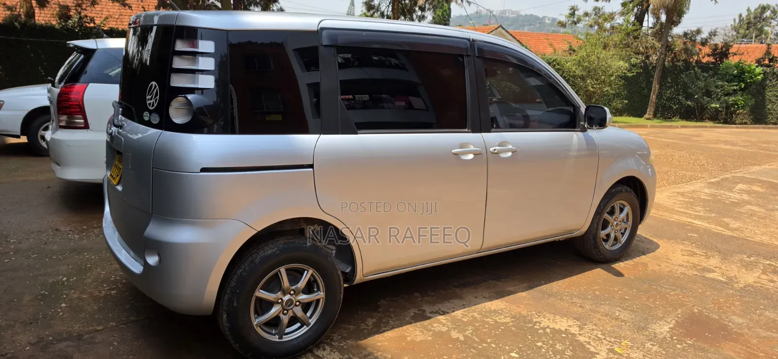Toyota Sienta 2008 Silver