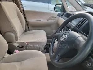 Toyota Corolla Spacio 2003 Silver