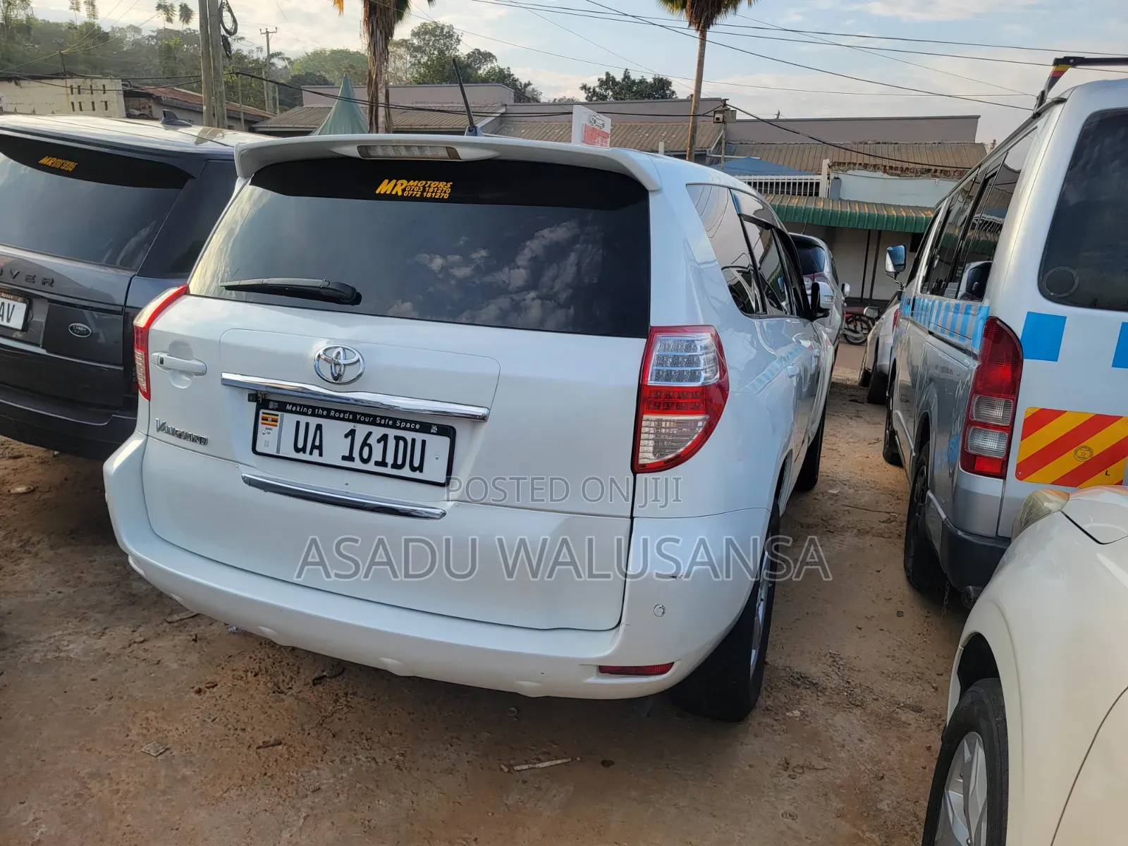 Toyota Vanguard 2012 White