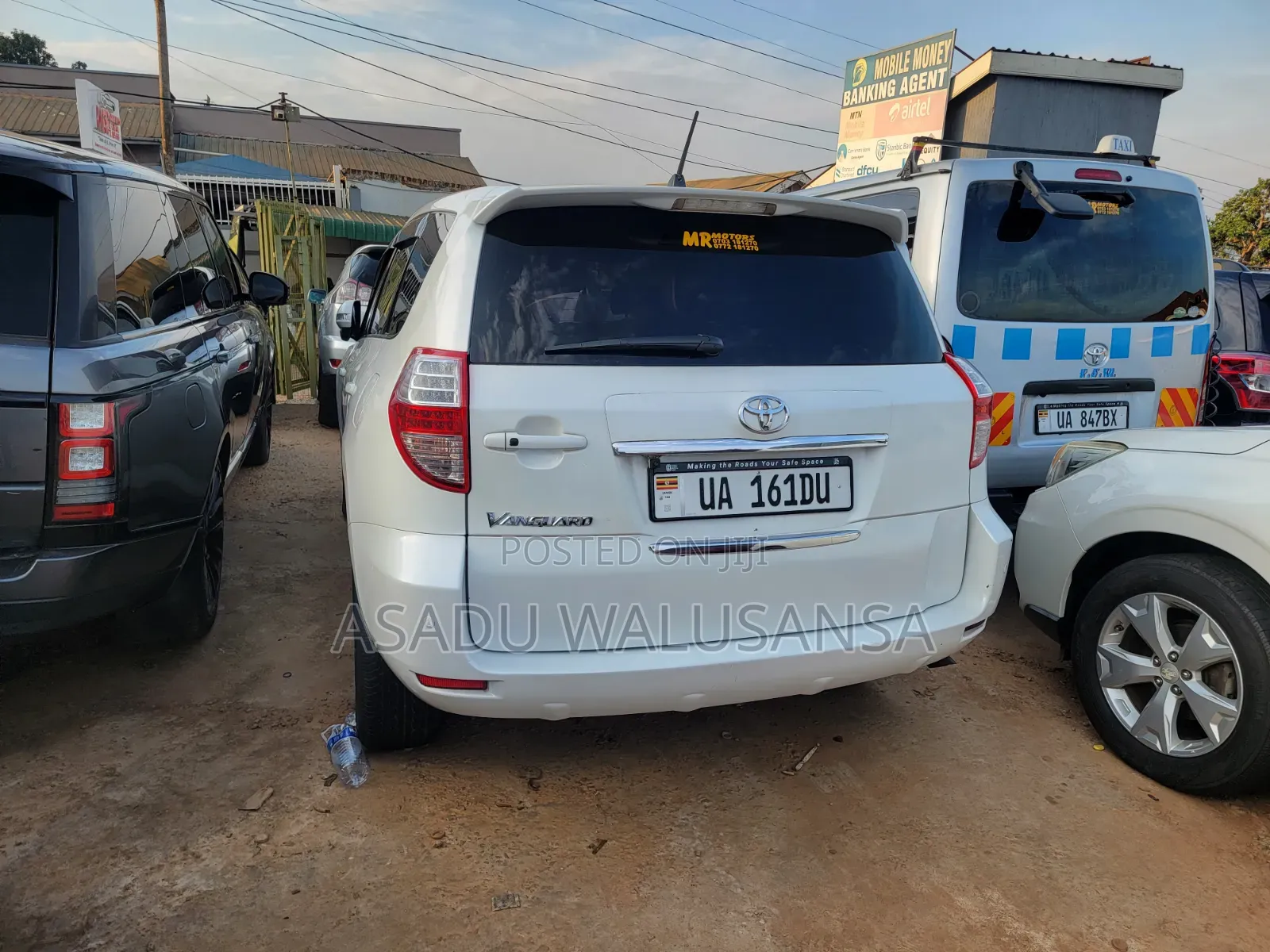 Toyota Vanguard 2012 White