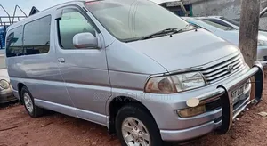 Toyota Regius 1998 Silver
