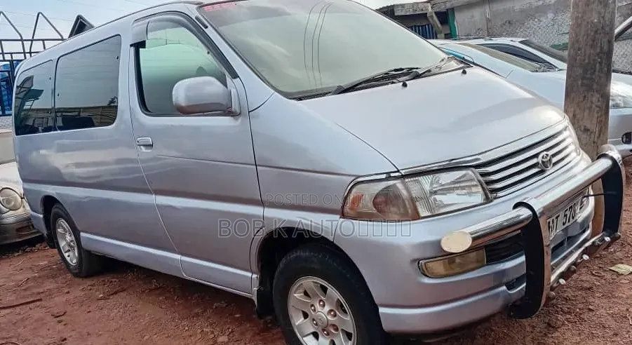 Toyota Regius 1998 Silver