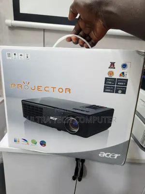 Acer X113 DLP Projector