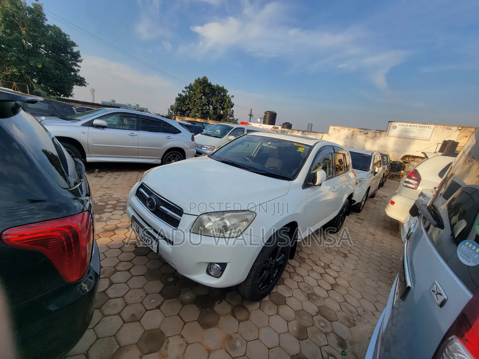Toyota RAV4 2012 White