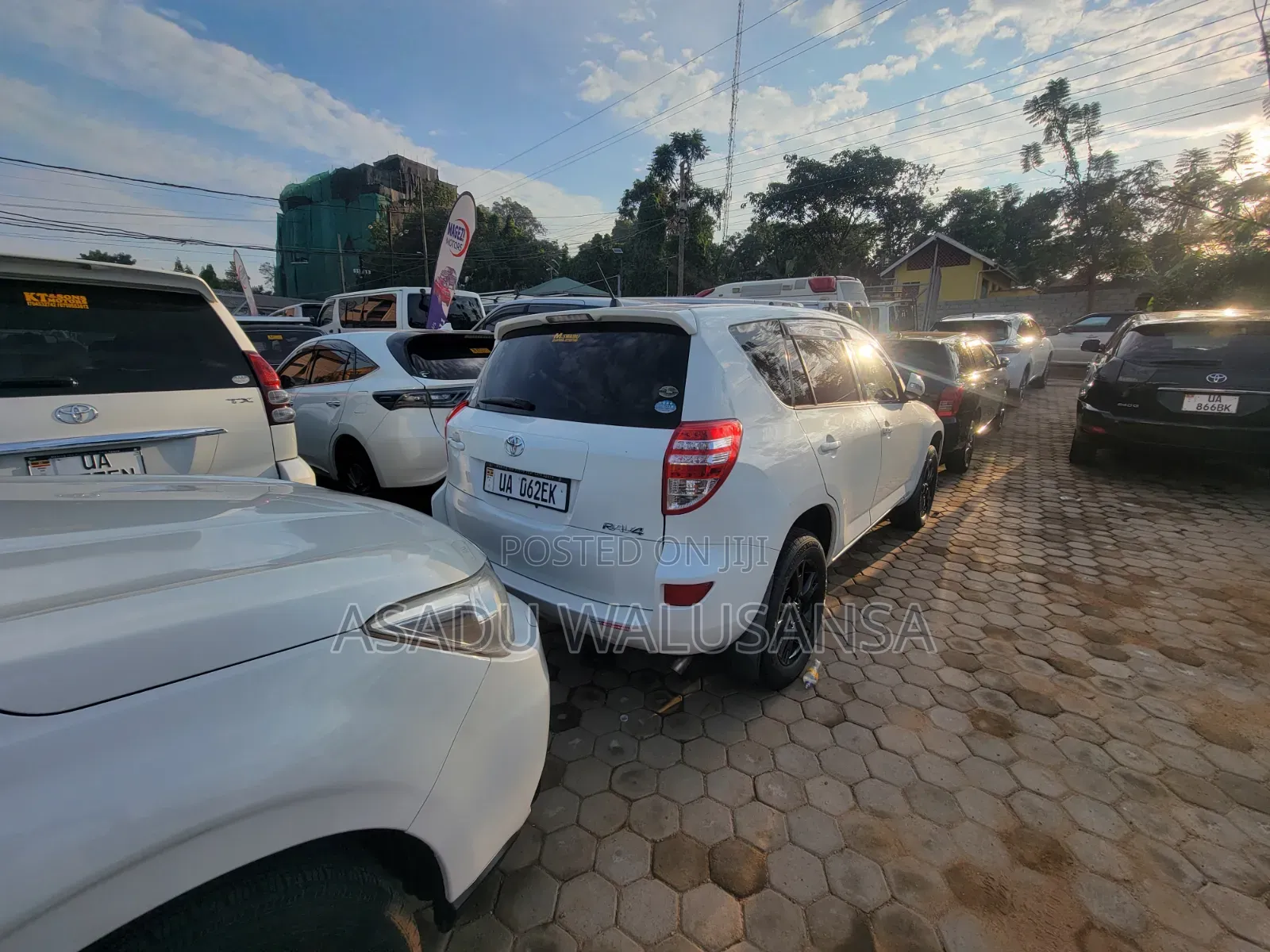 Toyota RAV4 2012 White