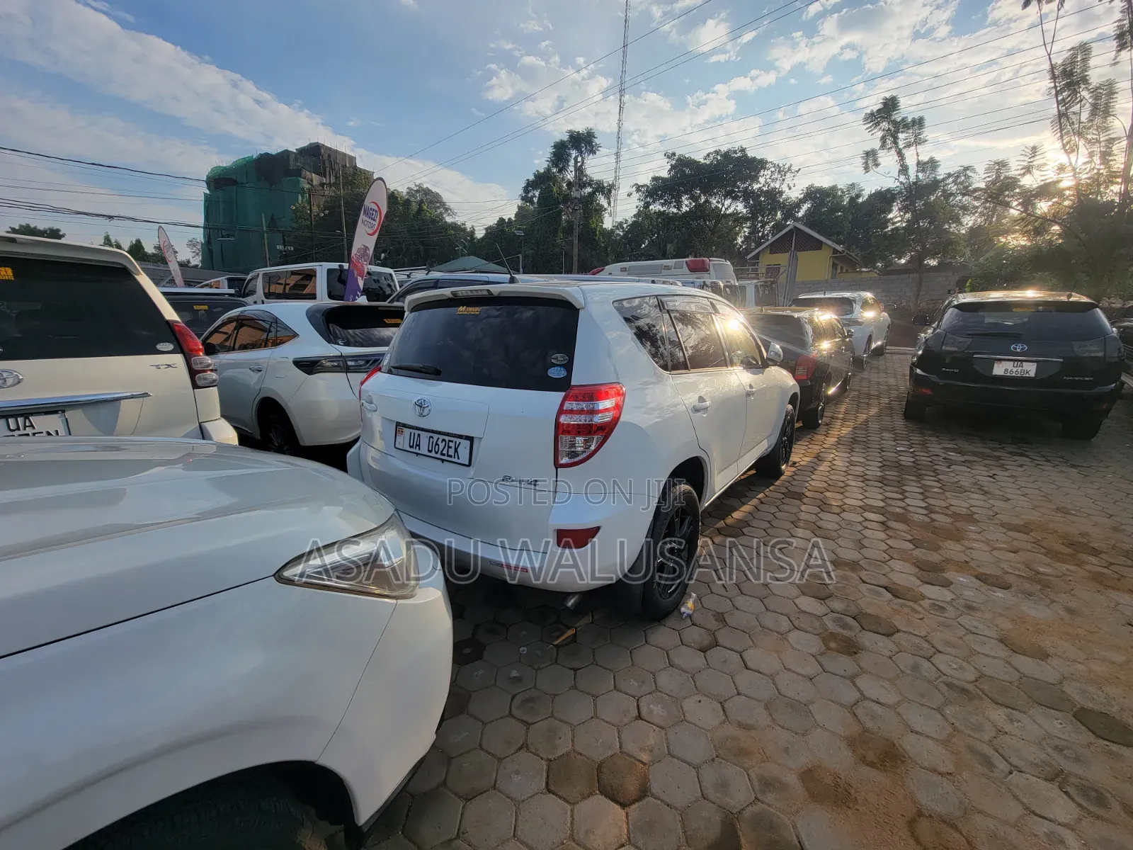 Toyota RAV4 2012 White