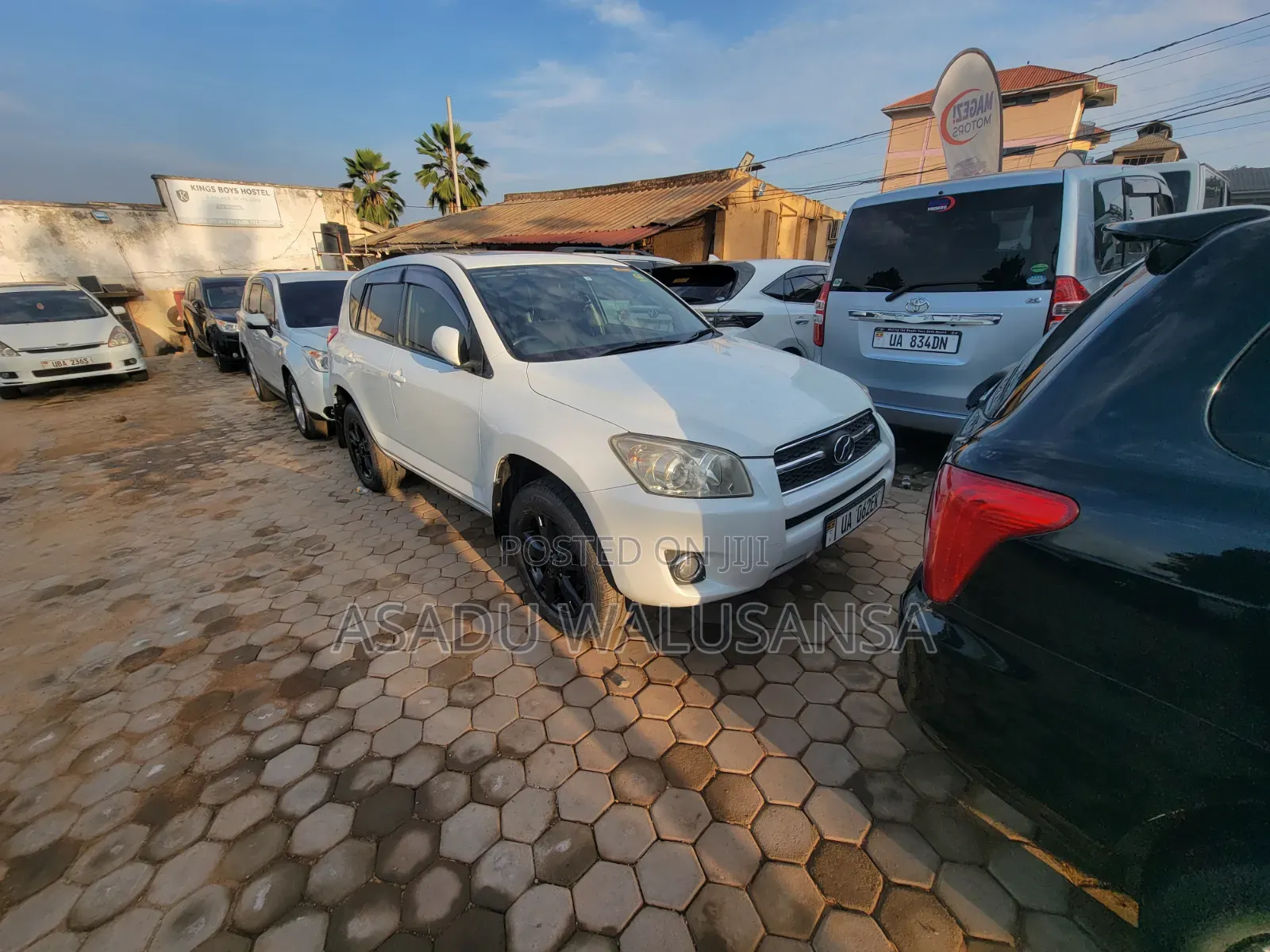 Toyota RAV4 2012 White