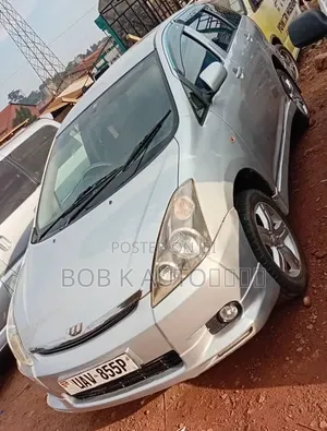 Toyota Wish 2004 Silver