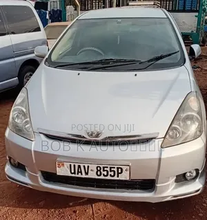 Toyota Wish 2004 Silver
