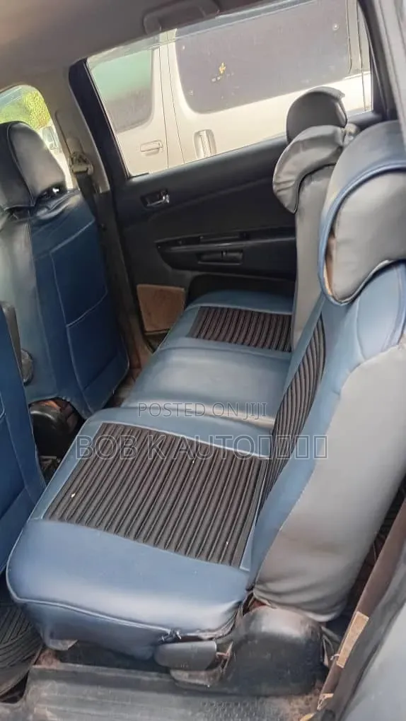 Toyota Wish 2004 Silver