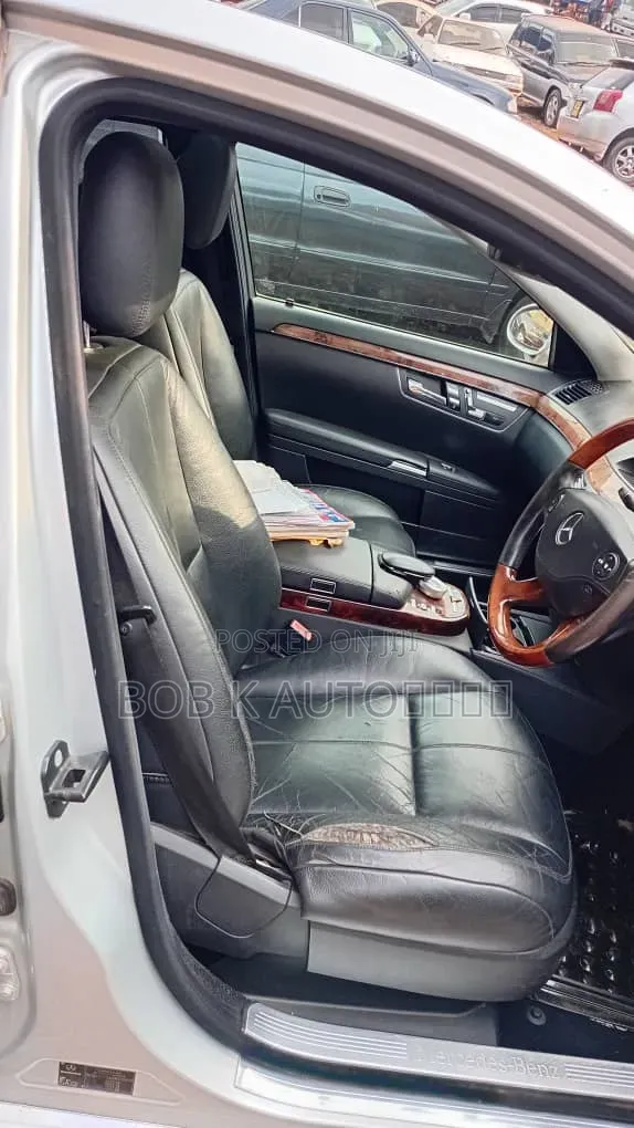 Mercedes-Benz S-Class 2011 Silver