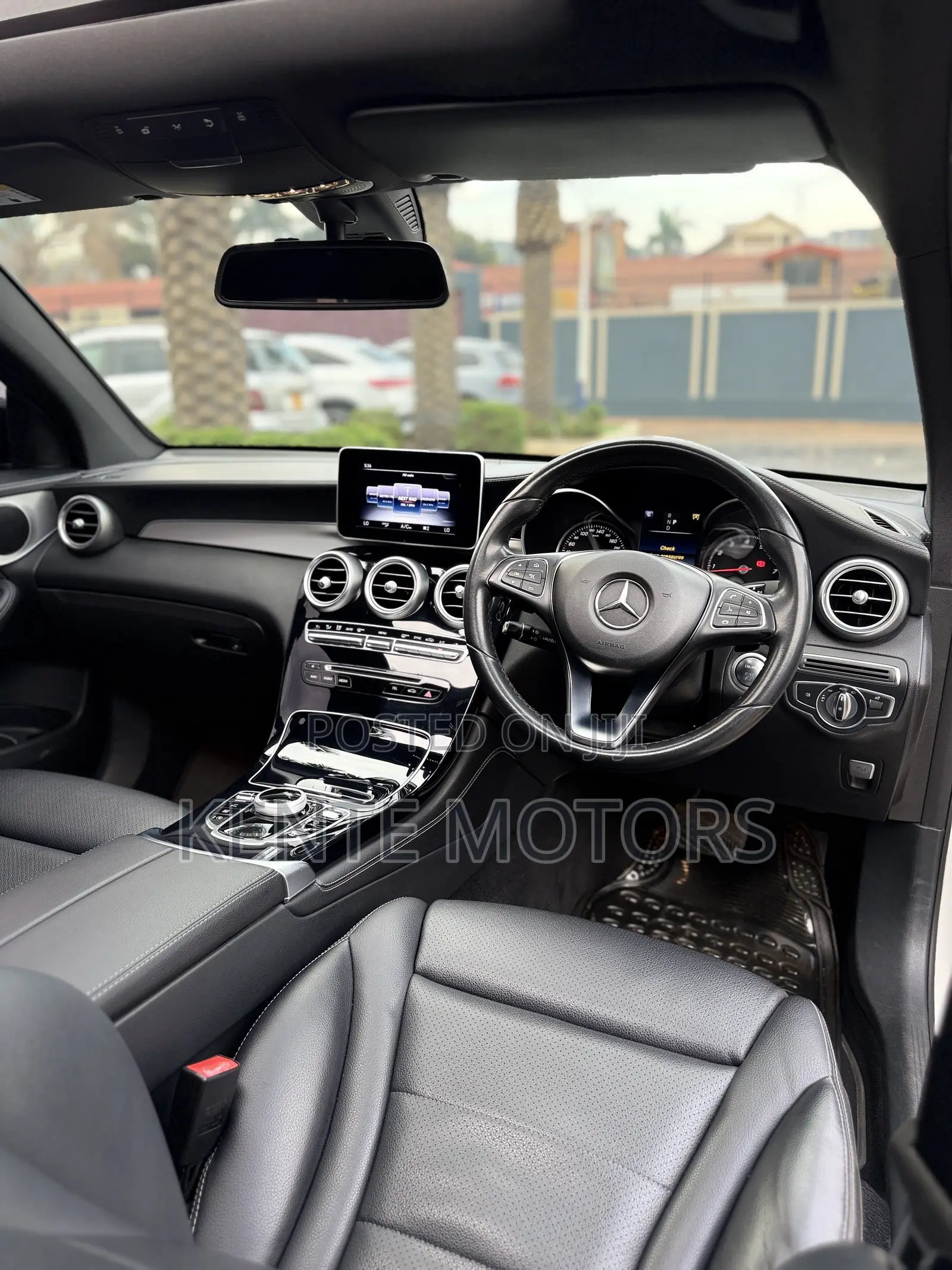 Mercedes-Benz GLC-Class 2017 White