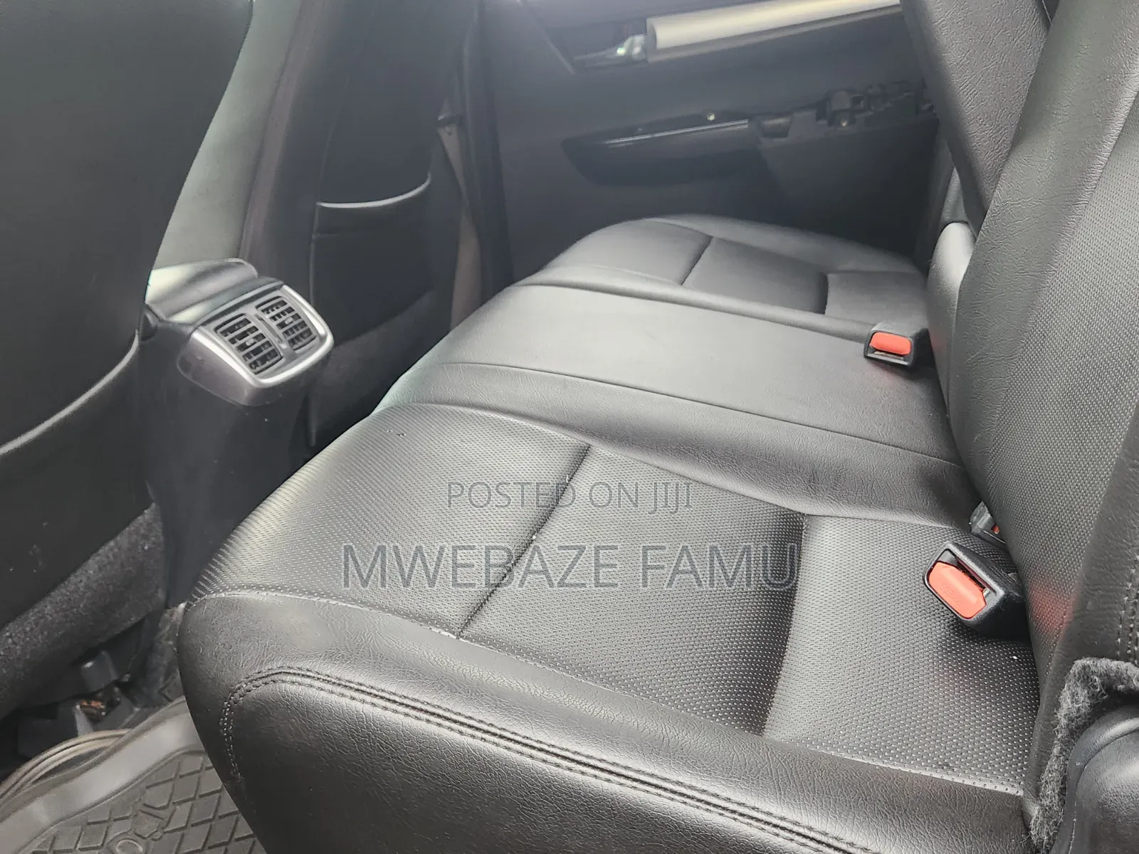 Toyota Hilux 2018 Green