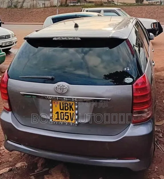 Toyota Wish 2009 Gray