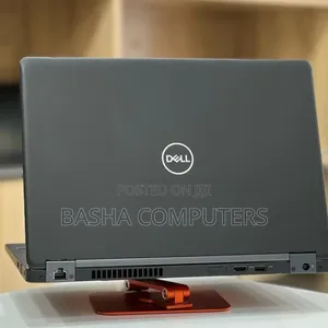 New Laptop Dell Latitude 7390 8GB Intel Core i7 SSHD+SSD 256GB