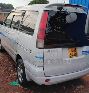 Toyota Noah 2001 White
