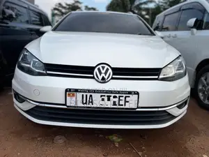 Volkswagen Golf 2017 White