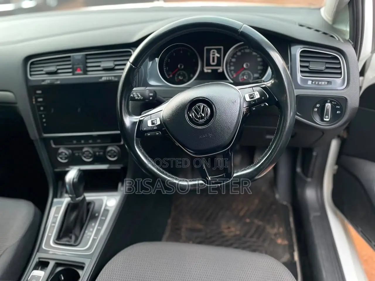 Volkswagen Golf 2017 White