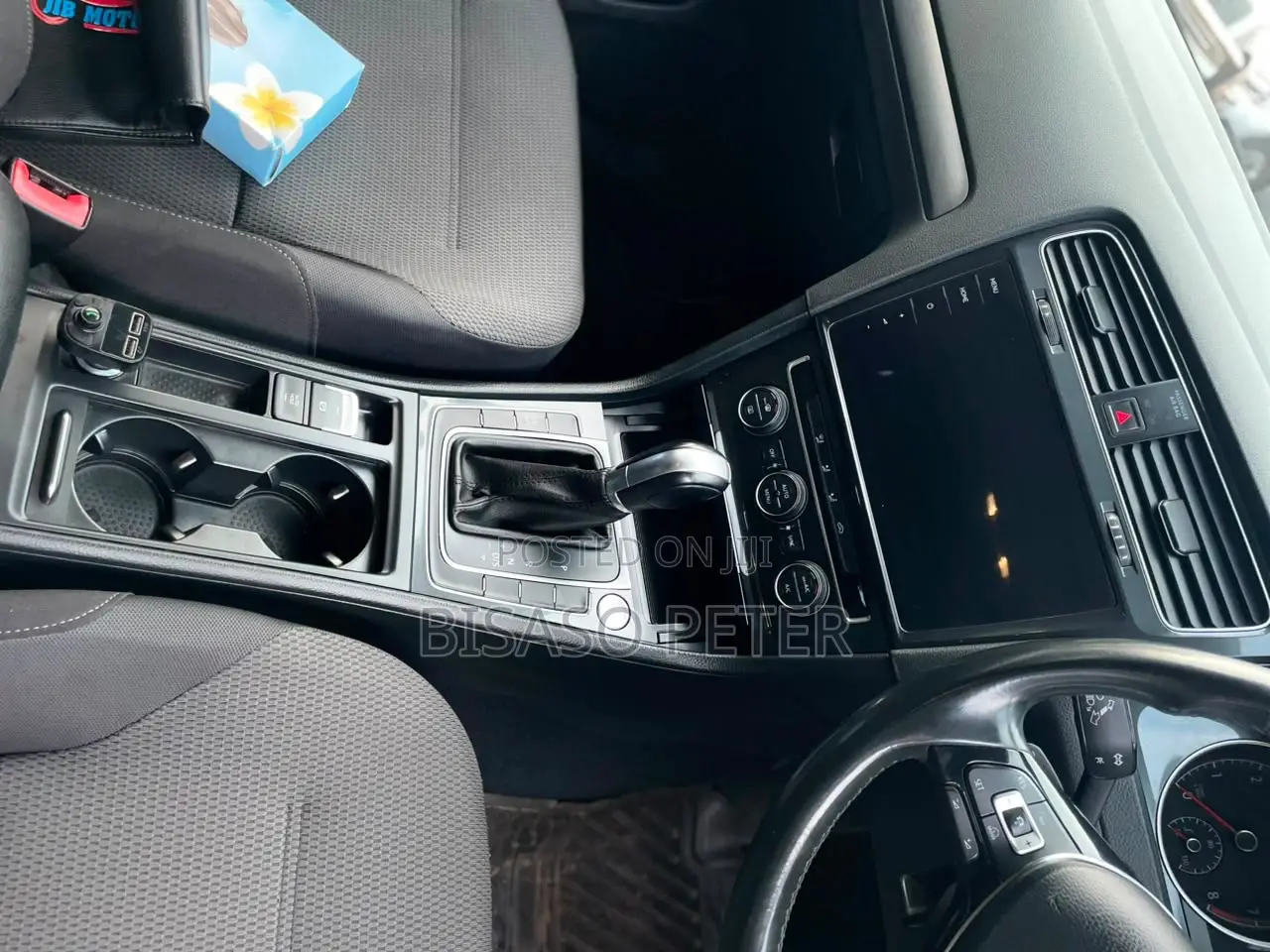 Volkswagen Golf 2017 White