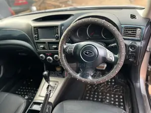 Subaru Forester 2010 Silver