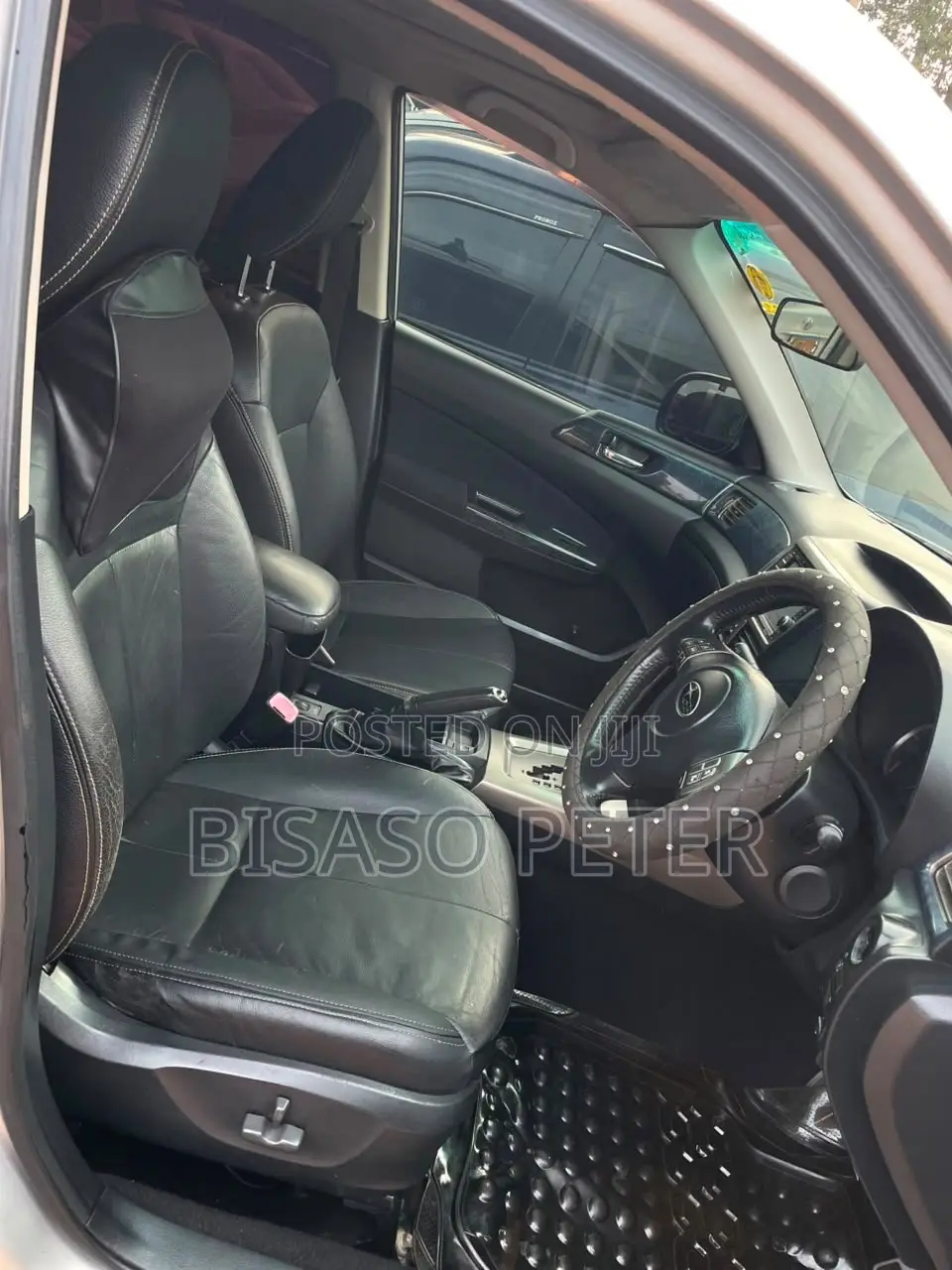 Subaru Forester 2010 Silver