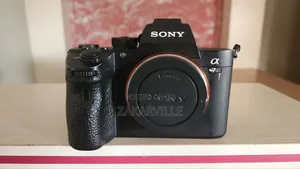 Sony A7R Iii (Body Only)