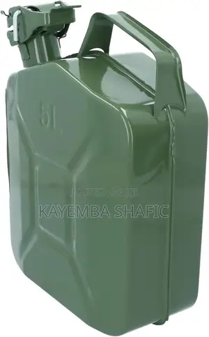 5-Liter Metal Steel Jerrycan for Storing and Transporting Fuel